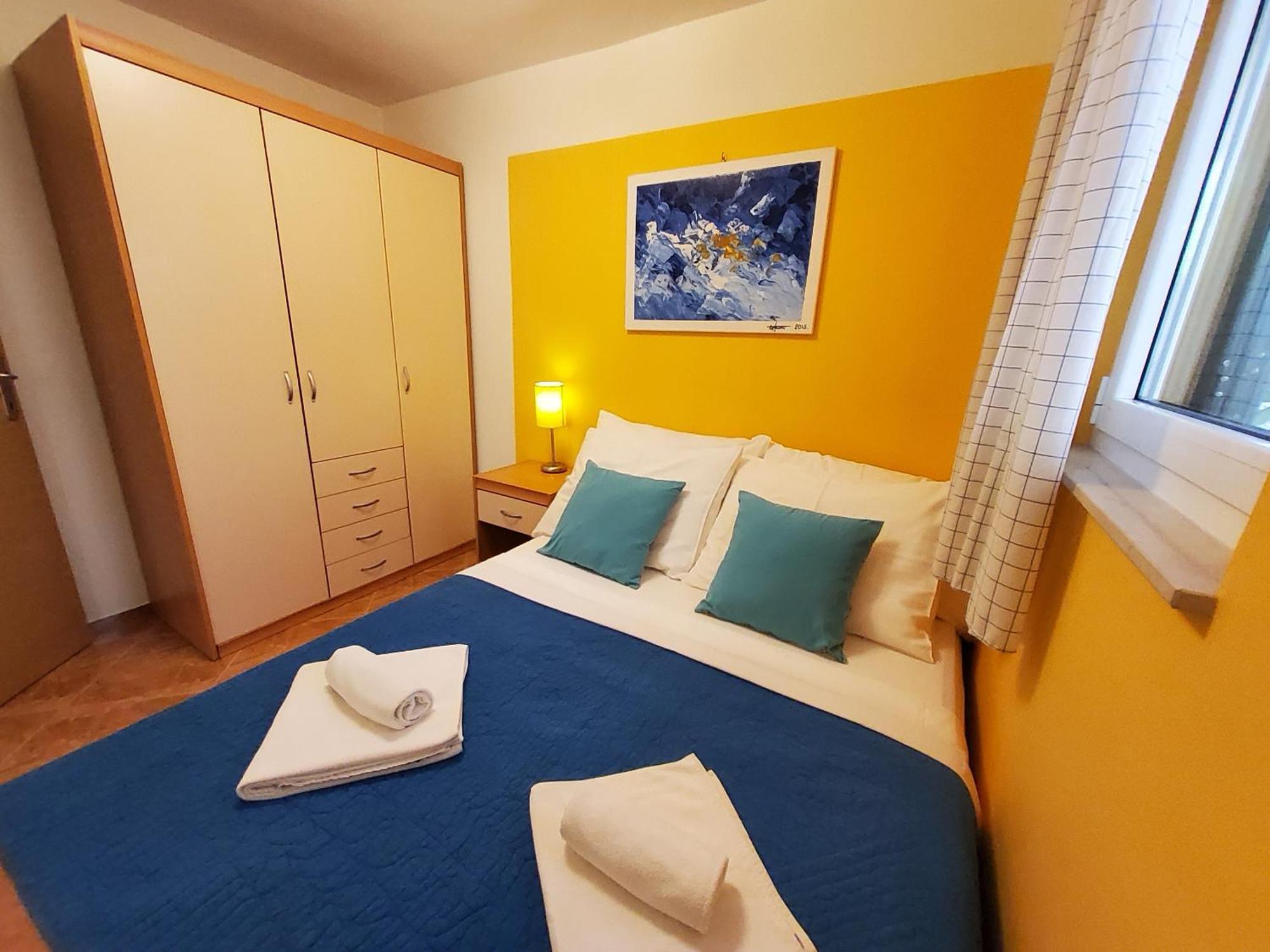 Apartments Petra I Karlo توراني الغرفة الصورة