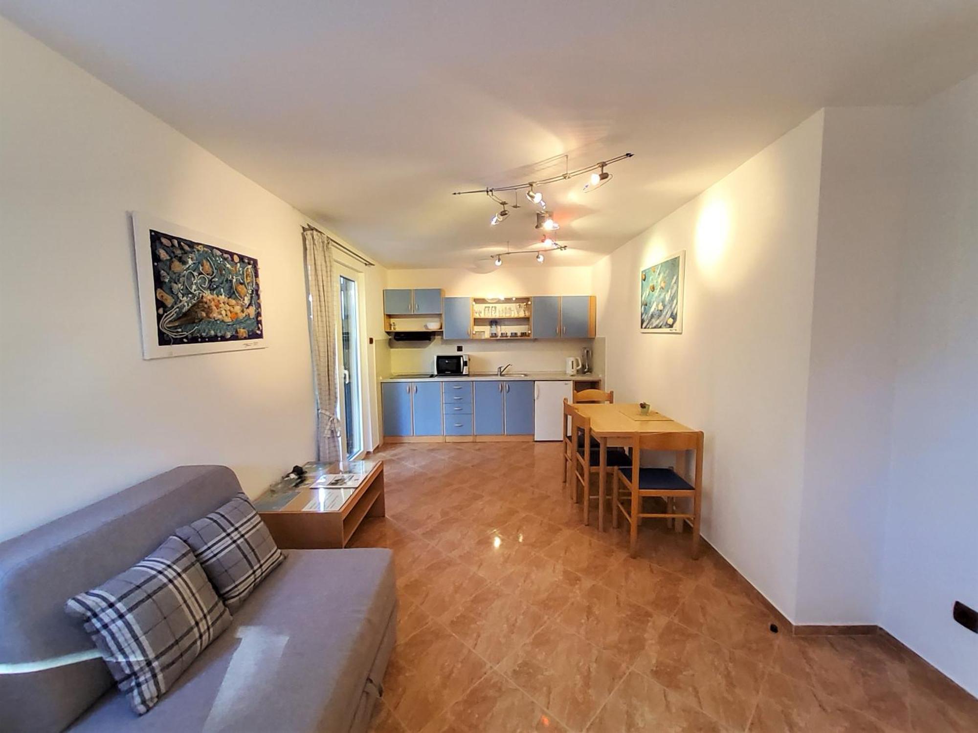 Apartments Petra I Karlo توراني الغرفة الصورة